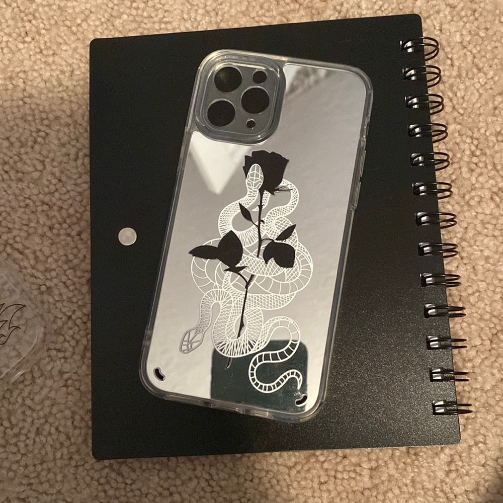 Two iPhone 14 pro cases Last Call